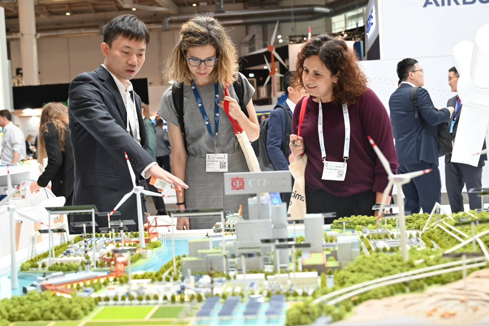 CRRC's Wind-Solar-Hydrogen-Storage Integration Solutions Empower the Global Green Energy Ecosystem