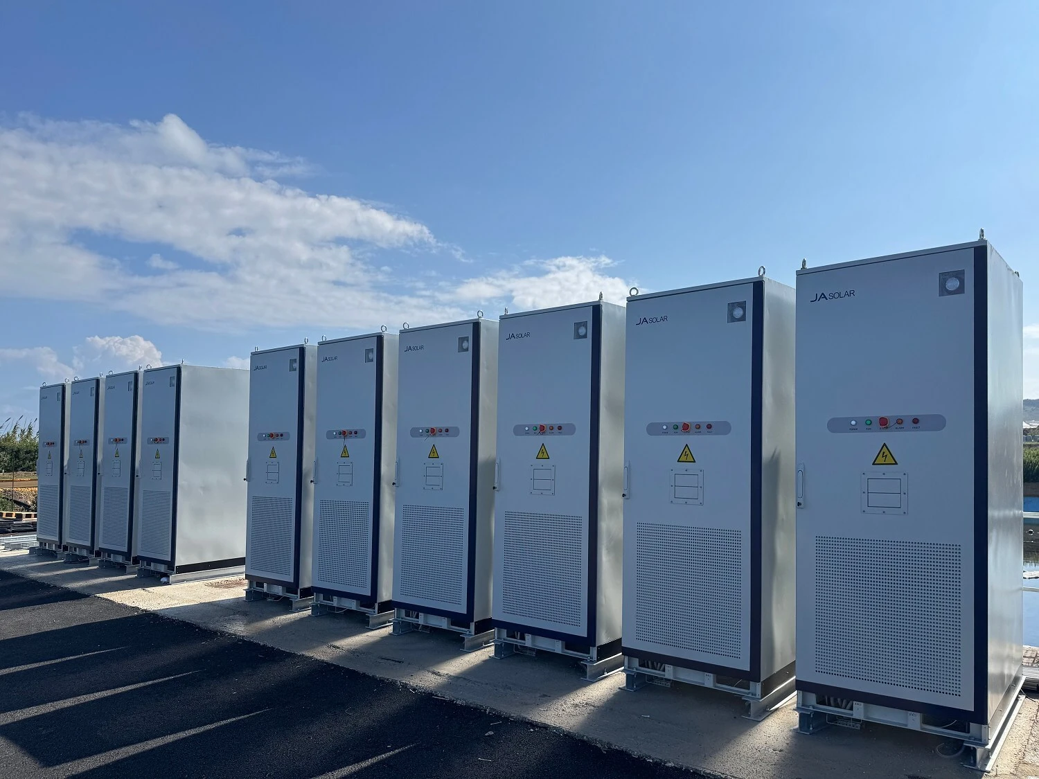 Smart Energy in Action: JA Solar's first BESS for C&amp;I in Sicily, Italy