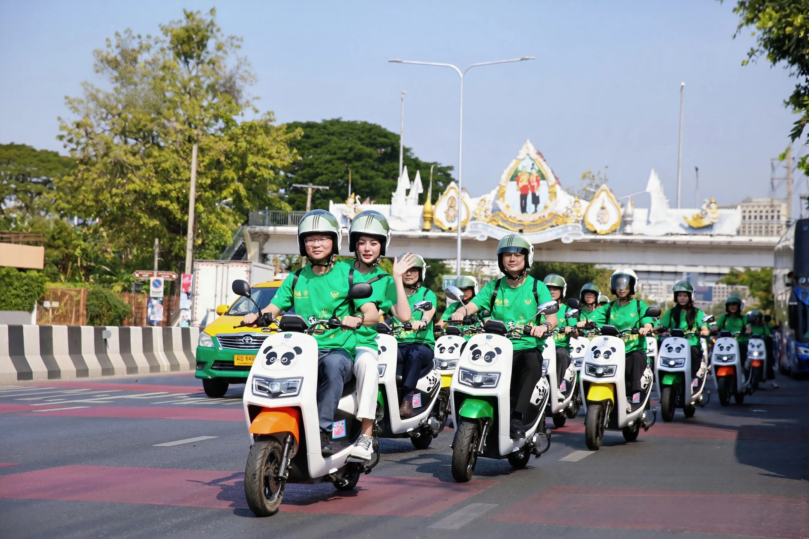 LUYUAN Debuts in Bangkok as "China-Thailand Youth Exchange Ambassador", Fostering Friendship Ties