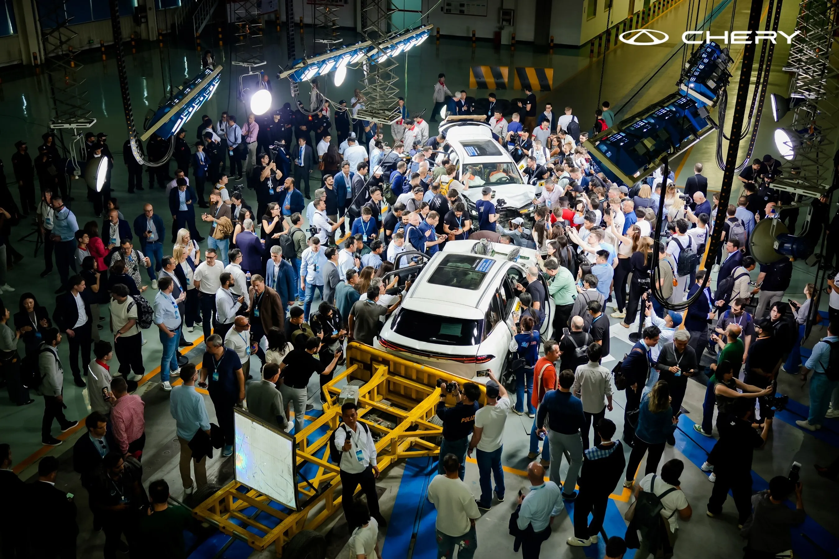 Safety. For Family: TIGGO9 Completes Public Three-Vehicle Composite Crash Verification During the 2026 International Business Summit