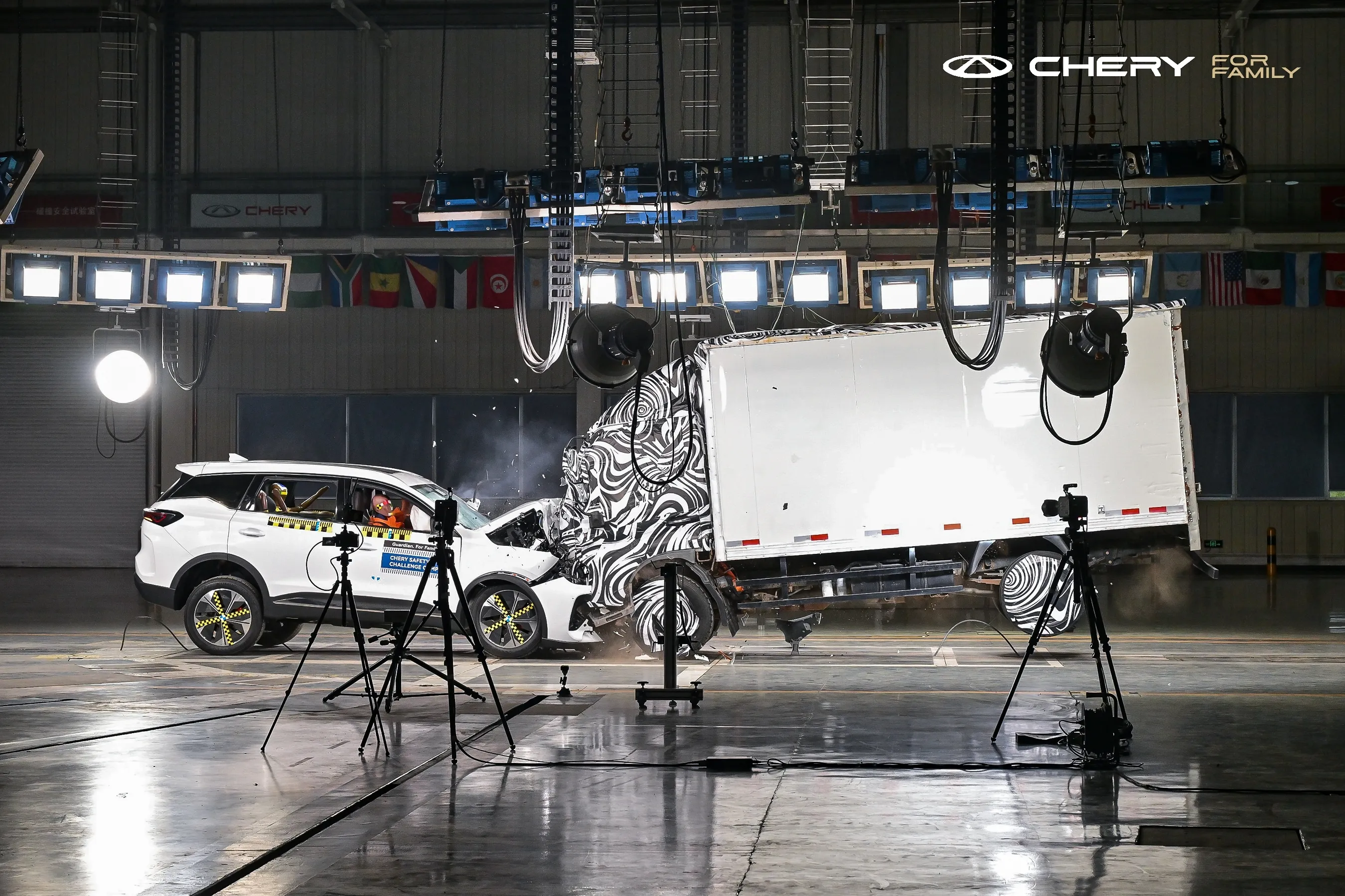 Guardian. For Family｜TIGGO7 Crash Test Results Demonstrate CHERY's Commitment to Family Safety